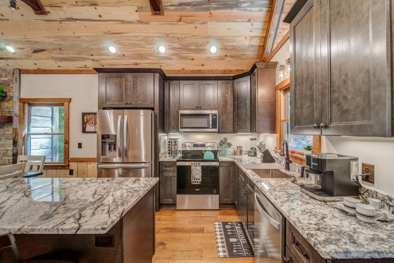 Brand New Build Luxury Mountain Chalet With Hot Tub, Pool, Game Room, Premium Features Ellijay Dış mekan fotoğraf